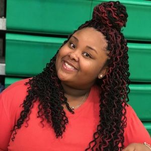 Meet your Posher, Jamia